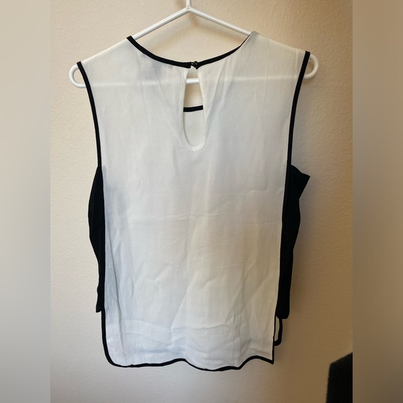 Forever 21 tank top, black panels on side - Picture 2 of 3